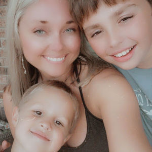 Meet your Posher, Brooke